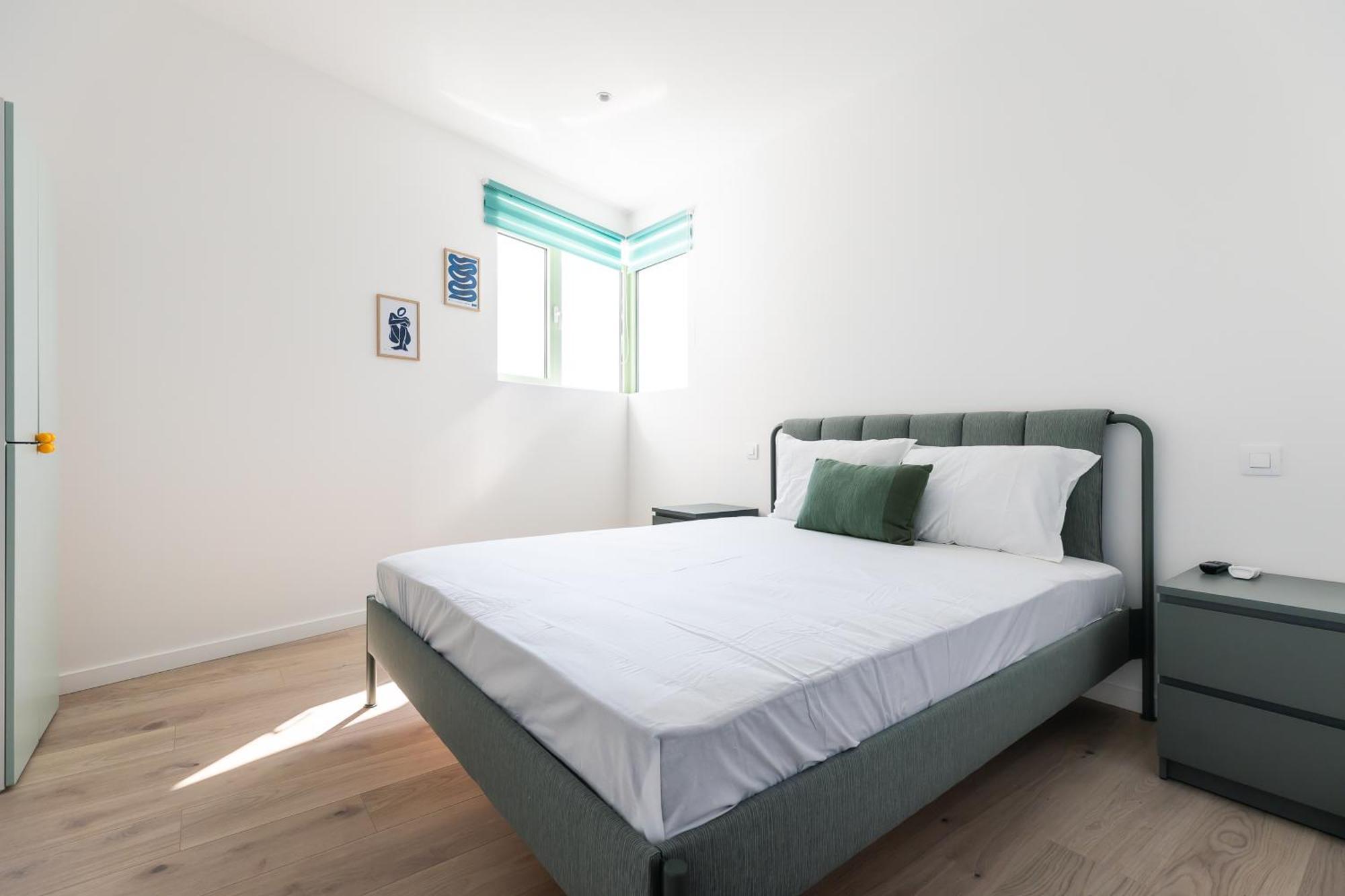 Appartamento Roots One - Lakeview Escape With Balcony & Parking